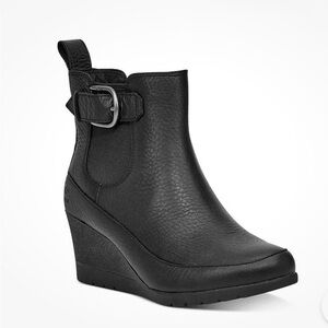 ⭐️Ugg Arleta Leather waterproof Wedge Ankle Boots⭐️